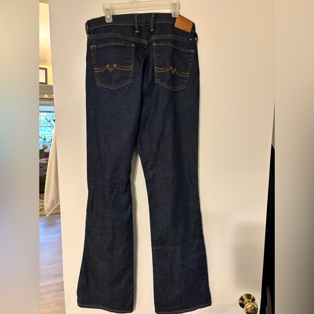 Lucky Brand Women’s Low Rise Flare Jeans - Picture 2 of 8
